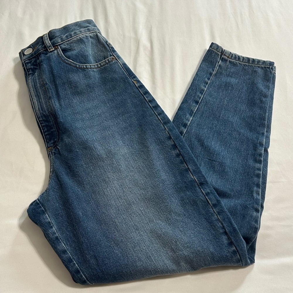 ASOS Denim High Waisted Mom Jeans Medium Blue Tapered Leg 28/36 90s Style